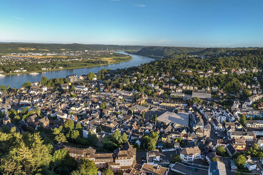 Besonders beliebt dank idyllischer Altstadt mit Fachwerkhäusern und gemütlichen Cafés, Restaurants und Geschäften